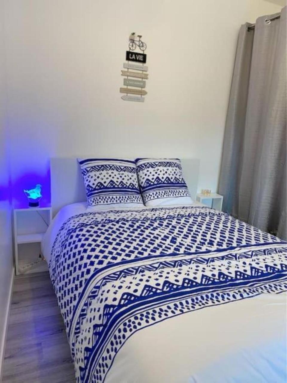 Appartement Chaleureux A Алфорвил Екстериор снимка